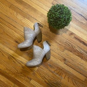 Light tan cut out ankle booties